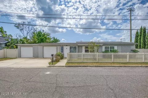 532 E 60th St E, Jacksonville, FL 32208