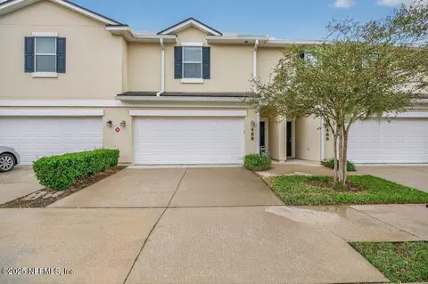 488 Walnut Dr, Saint Johns, FL 32259