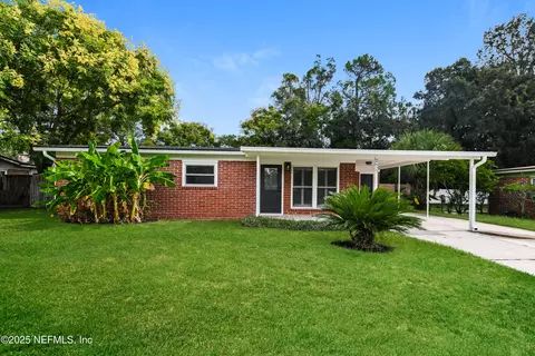 2627 Sack Dr E, Jacksonville, FL 32216