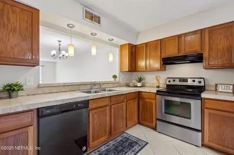 11091 Peppermill Ln, Jacksonville, FL 32257