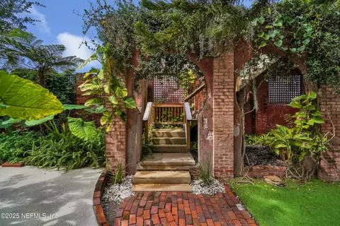 268 St George St, Saint Augustine, FL 32084 photo 8