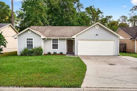 2857 Sandy Beach Ln, Jacksonville, FL 32277