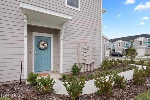 3990 Silver Hay Ln, Jacksonville, FL 32217