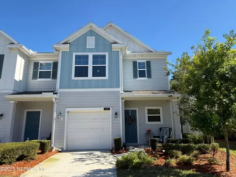 1615 Pottsburg Point Dr, Jacksonville, FL 32207