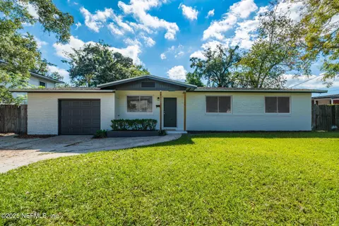 7333 Ortega Hills Dr, Jacksonville, FL 32244
