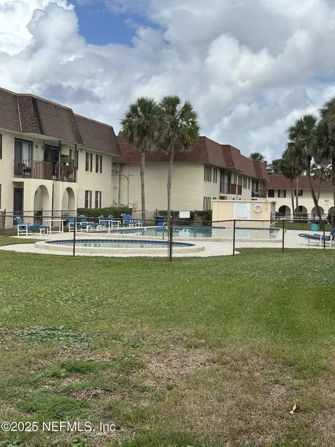 1756 El Prado Rd #3, Jacksonville, FL 32216