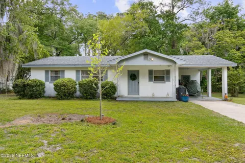 505 S 7th St, Macclenny, FL 32063