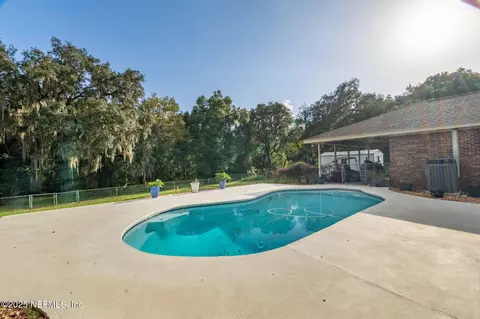 Exterior - 105 Dairy Rd, Melrose, FL 32666 photo 9 of 15