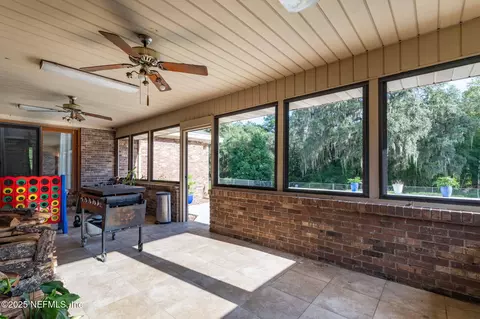 Exterior - 105 Dairy Rd, Melrose, FL 32666 photo 5 of 15