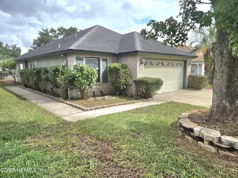 1528 Beecher Ln, Orange Park, FL 32073