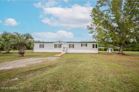 9598 Pine Top Rd S, Glen Saint Mary, FL 32040