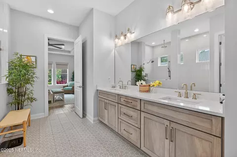 Bath - 249 Pasarela Dr, Saint Augustine, FL 32095 photo 1 of 5