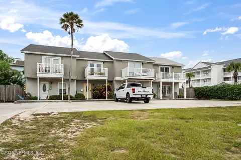 127 13th Ave N, Jacksonville Beach, FL 32250