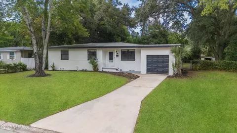 7451 E Burlingame Dr E, Jacksonville, FL 32211