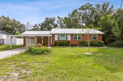 555 Glynlea Rd, Jacksonville, FL 32216