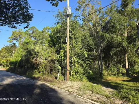2024 Eagle St, Palatka, FL 32177 photo 1
