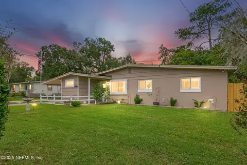 2036 Bunting Dr, Jacksonville, FL 32210