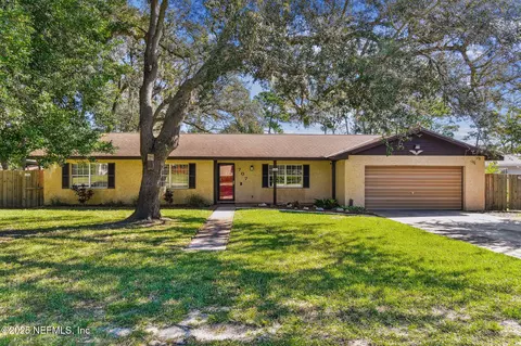 707 Queen Rd, Saint Augustine, FL 32086
