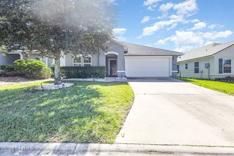 228 Amber Ridge Rd, Jacksonville, FL 32218