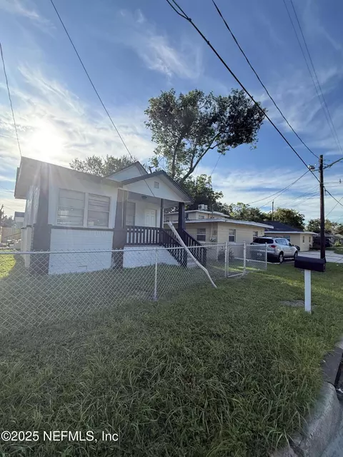 830 Rushing St, Jacksonville, FL 32209