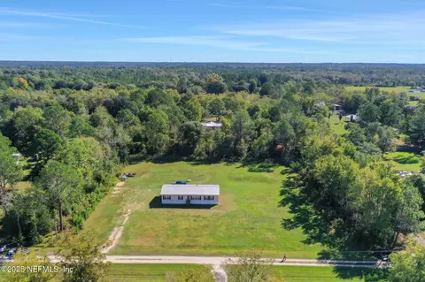 23157 NW 30th Ln, Lawtey, FL 32058