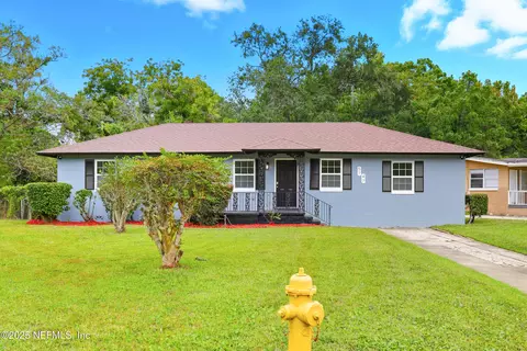 5747 Bree Rd, Jacksonville, FL 32209