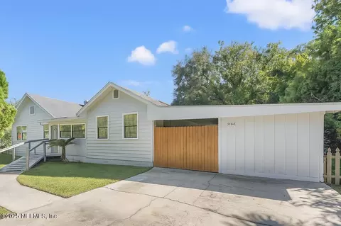 5104 Hollycrest Dr, Jacksonville, FL 32205
