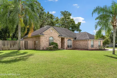 11895 Mountain Ash Rd E, Jacksonville, FL 32223