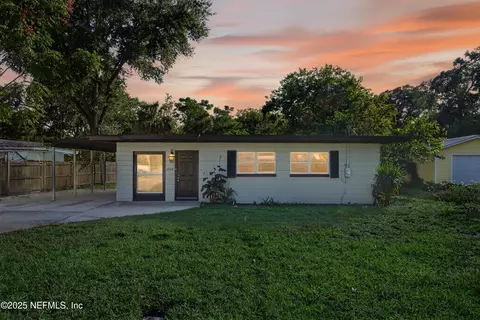1458 Domas Dr, Jacksonville, FL 32211