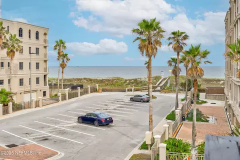 400 1st St S #E, Jacksonville Beach, FL 32250