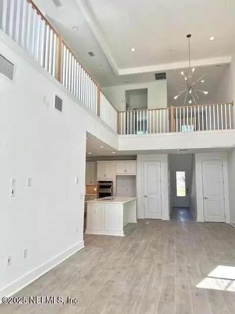 349 Oakmoss Dr, Saint Johns, FL 32259