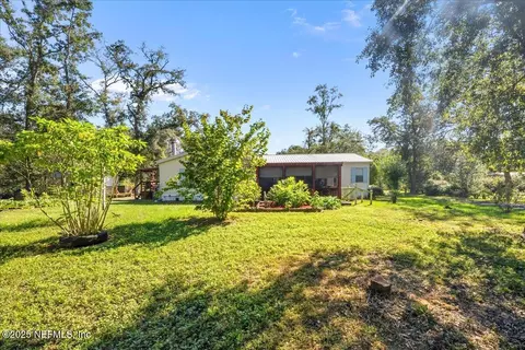 19191 Crews Rd, Glen Saint Mary, FL 32040
