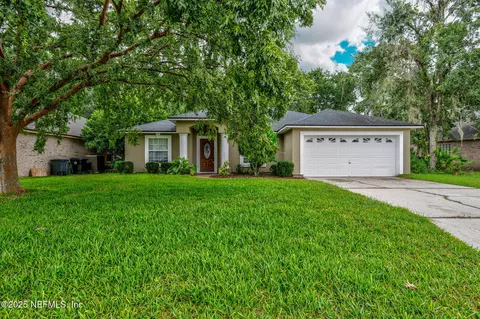 342 Turtle Dove Dr, Orange Park, FL 32073