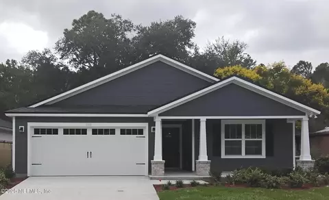 2398 Glen Gardner Dr, Jacksonville, FL 32246