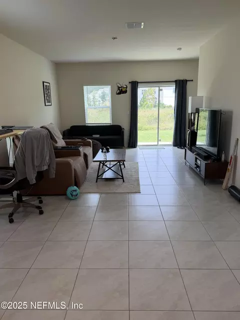 Living - 64 Java Ln, Saint Augustine, FL 32092 photo 1 of 2