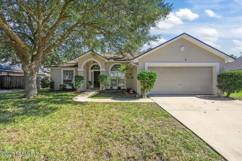 2925 Turning Leaf Ln, Jacksonville, FL 32221
