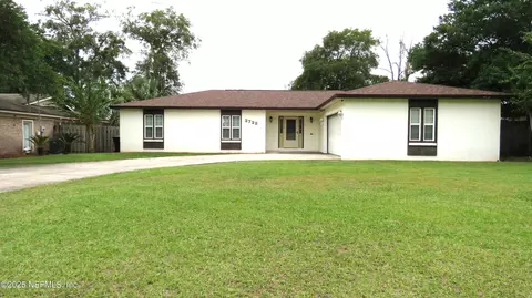 2722 Oakdale Dr W, Orange Park, FL 32073