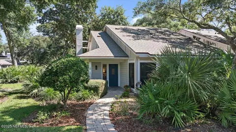 18 W Sea Winds Ln W, Ponte Vedra Beach, FL 32082