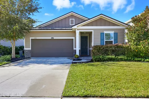 2955 Laurel Springs Dr, Green Cove Springs, FL 32043