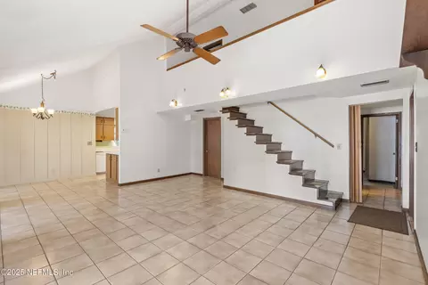 Living - 6441 Baker Rd, Keystone Heights, FL 32656 photo 2 of 5