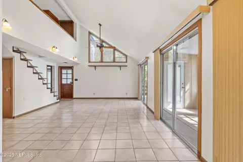 Living - 6441 Baker Rd, Keystone Heights, FL 32656 photo 4 of 5