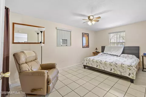 Bedroom - 6441 Baker Rd, Keystone Heights, FL 32656 photo 5 of 5