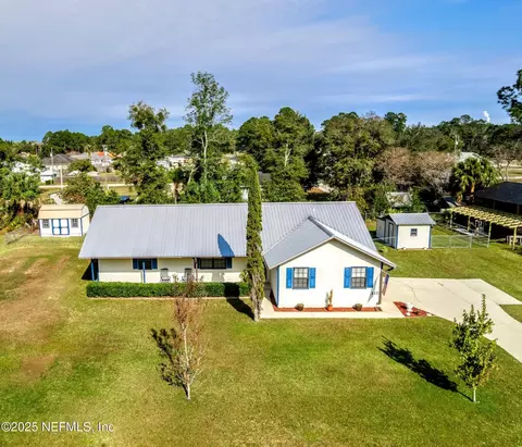112 W Camelot Dr, Palatka, FL 32177