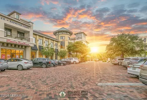 9823 Tapestry Park Cir #106, Jacksonville, FL 32246