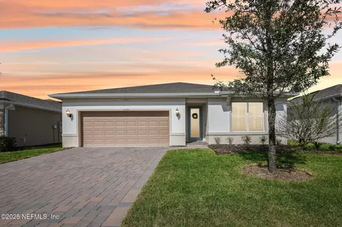3086 Green Park Dr, Deland, FL 32724