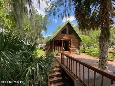 103 Betty Rd, Crescent City, FL 32112