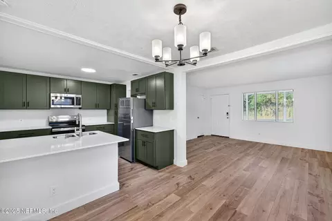 1259 Lake Shore Blvd, Jacksonville, FL 32205
