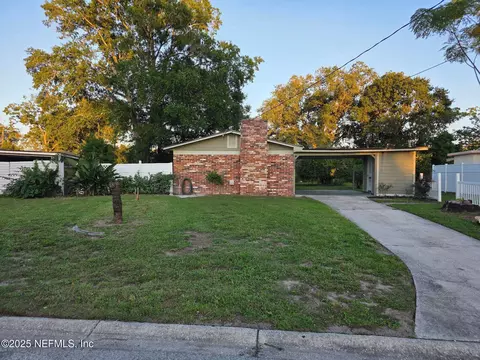 2841 Daffodil Cir W, Jacksonville, FL 32246