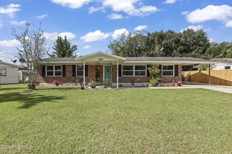 581 Valderia Dr, Orange Park, FL 32073
