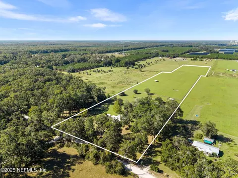 27061 29th Rd, Branford, FL 32008